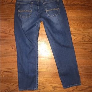 Lucky Brand Jeans size 6